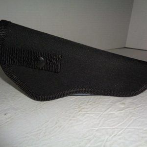 Hunter 9" Nylon Gun Holster, Right Handed, Belt Mount New